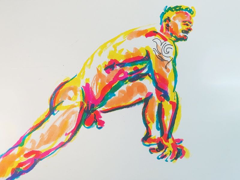 A lunging male model is drawn with watercolor markers.